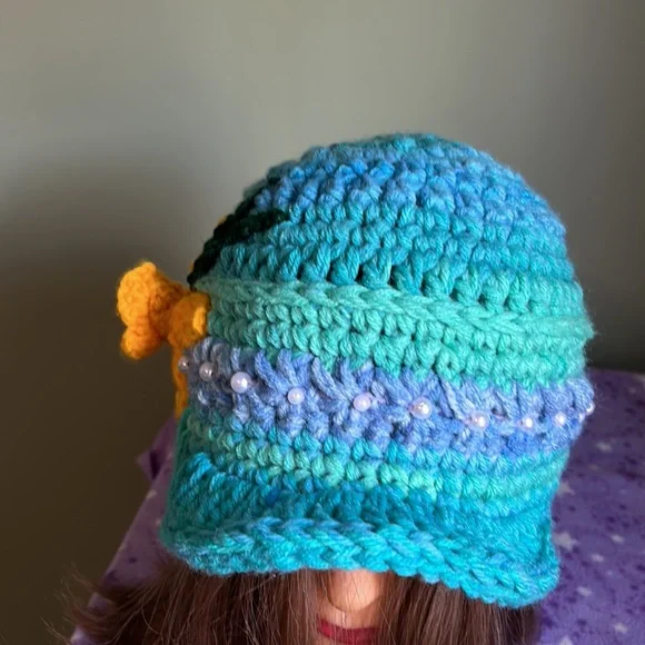 Crochet daffodil newsboy baseball hat medium acrylic yarn new - Picture 4 of 11